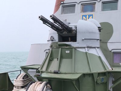 Украинские пограничники спасли 16 моряков балкера в Черном море, по которому ударила армия РФ