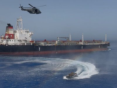 ВМС Евросоюза задержали российский нефтяной танкер South Star
