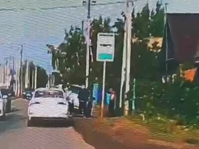  Актюбинца затолкали в багажник после дорожной перепалки 
