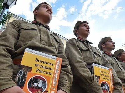 кремль ограничивает доступ к старшей школе, чтобы закрыть дефицит кадров для промышленности и армии - СВР