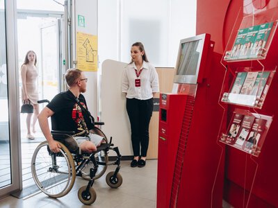 От пандусов к цифровой доступности: как ПУМБ строит банк без барьеров