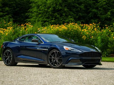 Суперкар №007: на продажу выставлено особое авто звезды Джеймса Бонда (фото)