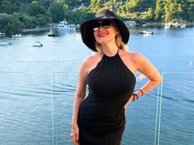 Любовь как преступление: Екатерина Бужинская взорвала сеть самым откровенным хитом