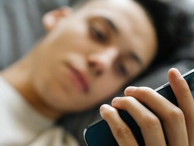 Смартфон «підслуховує» ваші розмови: чи справді це так