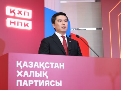  Кандидаты НПК встретились с работниками предприятий Павлодара 
