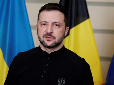  Зеленский заявил, что Украина в следующем году будет иметь дроны с дальностью до 10 тысяч километров 