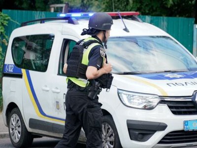 Возле ресторана в Киеве обнаружили куртку с гранатами: полиция выясняет обстоятельства