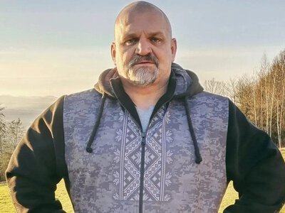 Василь Вірастюк повністю показав молодшу на 11 років кохану-красуню, яка народила йому двох синів
