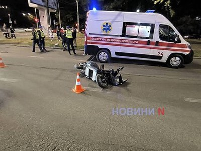 В Николаеве подросток на мопеде сбил женщину на «зебре»: суд назначил наказание