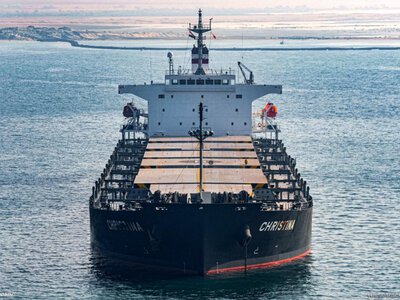 Опасность в Чёрном море: у берегов Румынии получило повреждения судно, перевозившее уголь из США в Украину