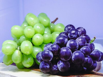 На рынках уже продают ранний виноград: где найти самые выгодные цены
