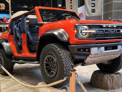 Ford відкликає понад 565 тис. Bronco та Bronco Raptor через ризик пожежі