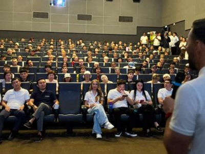  «Растет производство – развивается регион»: Respublica встретилась с коллективом предприятия в Восточном Казахстане 
