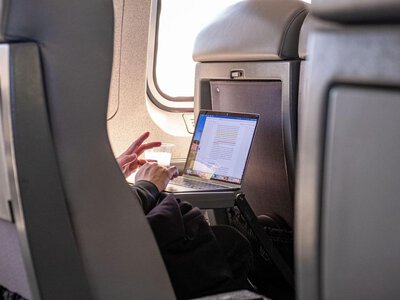 Секреты идеального перелета: как выбрать лучшее место в самолете