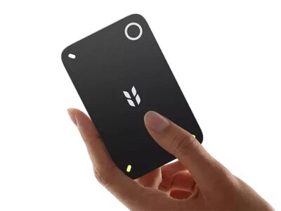 Ugreen FineTrack Slim Duo 2: умная карта вместо AirTag, но с неудобной правдой про батарею