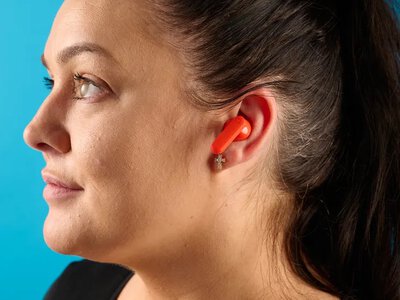 В десять раз дешевле AirPods: бюджетные наушники получили ANC, как у флагмана (фото)