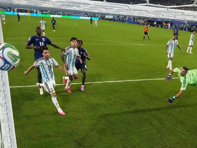  ФИФА назвала гол Сидни Кабрала лучшим на чемпионате мира-2026 