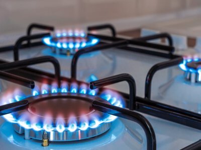 Резкие скачки потребления и корректировки данных: в Украине проверят 11 облгазов