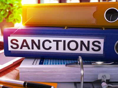 Сенаторы США внесли изменения в законопроект о санкциях против россии, расширив его действие на Иран