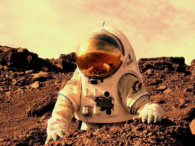 Астронавты на Марсе не смогут выжить даже в скафандрах: что обнаружили ученые