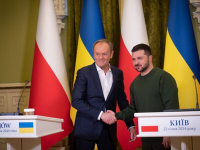 Зеленский прилетел в Люблин: о чем будет говорить с Туском на первой встрече после скандала с УПА