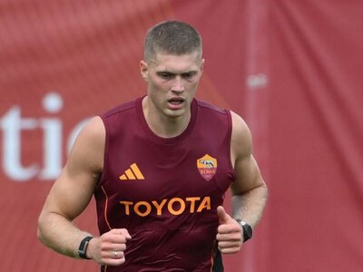 Довбик сменил клуб в Серии А: где украинец продолжит карьеру