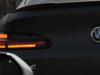  Ночной дрифт на BMW стоил 22-летнему водителю пяти суток ареста в Таразе 
