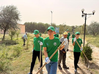 ТУРКЕСТАНСКАЯ ОБЛАСТЬ: АКТИВНАЯ МОЛОДЁЖЬ САРЫАГАША ПРИНЯЛА УЧАСТИЕ В ЭКОЛОГИЧЕСКОЙ АКЦИИ