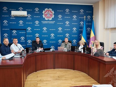 АМКУ обнаружил сговор между популярными сетями АЗС из-за топливных карт