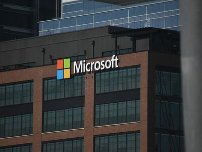Apple была в шаге от банкротства: как Microsoft неожиданно спасла конкурента в 1997 году