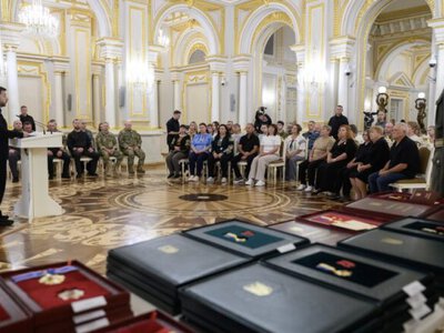 Мужество нашего народа позволило Украине выстоять на протяжении всех лет этой войны: Зеленский вручил награды украинским воинам
