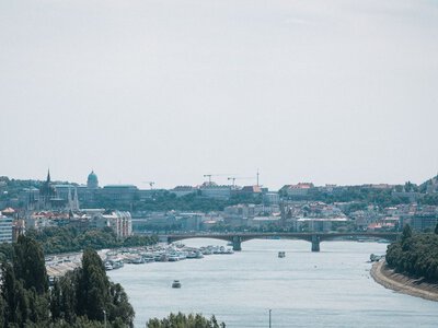 Дунай превращается в ручеек из-за рекордной засухи: уровень воды упал до минимума
