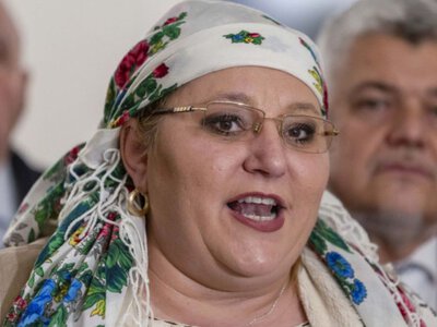 Госпитализирована: скандально известная евродепутат Диана Шошоаке попала в ДТП в Бухаресте
