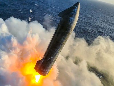 SpaceX показала новые видео мягкой посадки Starship в океан