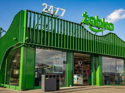  Couche-Tard приобретет польскую сеть Żabka за $8,6 млрд в крупнейшей сделке в своей истории 