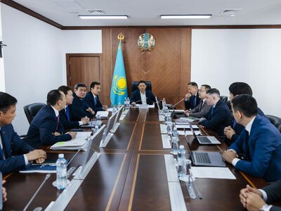 Аким Атырауской области обсудил с руководством АО «НИТ» перспективы цифровизации регионального управления