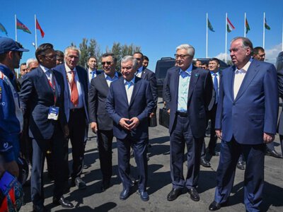  Токаев принял участие в открытии ЧМ по водно-моторному спорту в Кыргызстане 