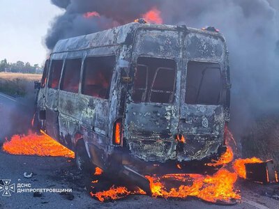 РФ ударила по микроавтобусу в Днепропетровской области, семь человек ранены, двое в тяжелом состоянии