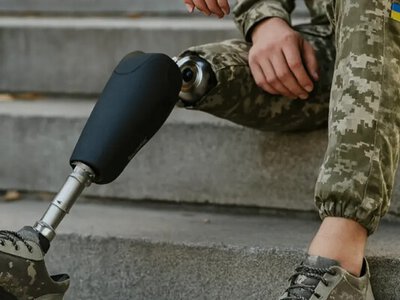 До 1,3 млн грн от государства: какие выплаты гарантированно получают ветераны с инвалидностью