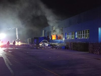 Два БПЛА рф попали в крупнейший склад ROZETKA - это уже вторая атака за сутки