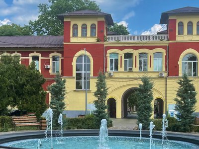 Скандальная закупка в Одессе: МКЛ № 11 отдала 7 млн грн индивидуальному предпринимателю с месячным стажем и сомнительным опытом
