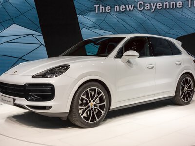 Екс-ведучого Top Gear впіймали за перевищення двічі за 20 днів — на Porsche і Bentley