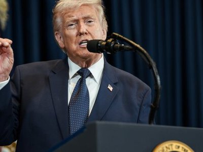 Трамп заявил о новых переговорах с Ираном и отказе от масштабной атаки