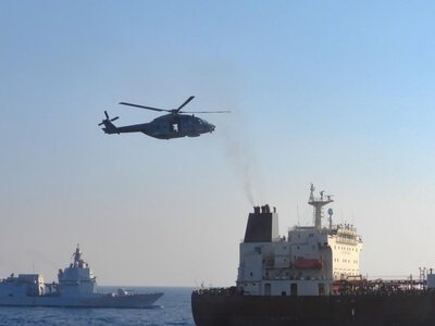 Итальянские военные перехватили в Средиземном море танкер из теневого флота РФ