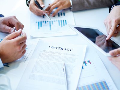 Бизнес продолжает работать в плюс, несмотря на нехватку кадров и обстрелы.