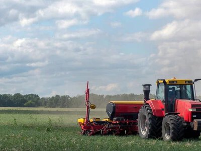 Аграриям могут продлить льготные кредиты из-за проблем с морским экспортом