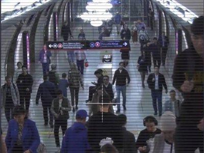 Более 300 запрещенных предметов изъяли с начала года в метро Алматы