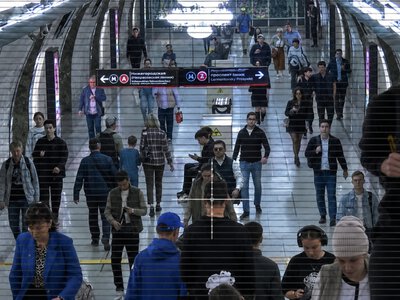  Ножи и кастеты изымают на досмотре в метро Алматы 