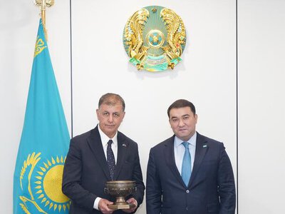 ТҮРКІСТАН ОБЛЫСЫ МЕН ИЗМИР АРАСЫНДАҒЫ ЫНТЫМАҚТАСТЫҚ ЖАҢА ДЕҢГЕЙГЕ КӨТЕРІЛЕДІ