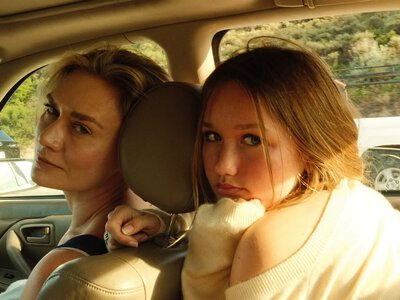 Отказалась от гражданства РФ: где сейчас Маша из сериала Не родись красивой (фото)